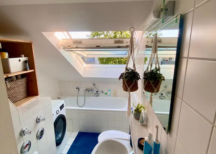 Modernes Ruhiges Mit Ausblick Ins Gruene * München